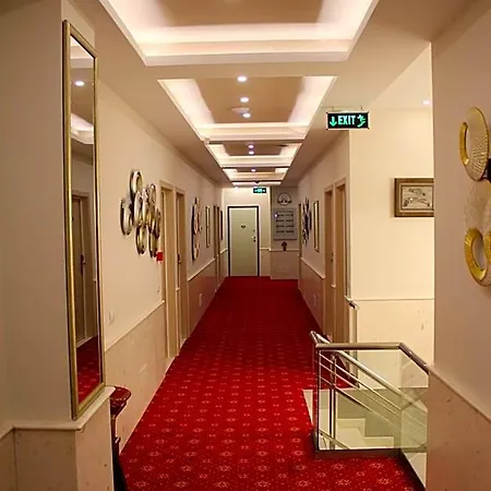 Hotell Park Tirana Babrru