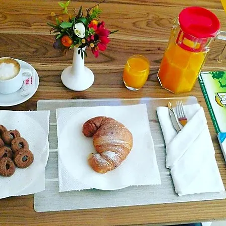 Park Tirana Hotell 3*