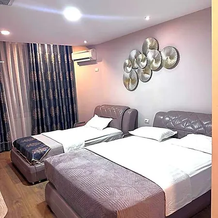 Hotell Park Tirana 3*